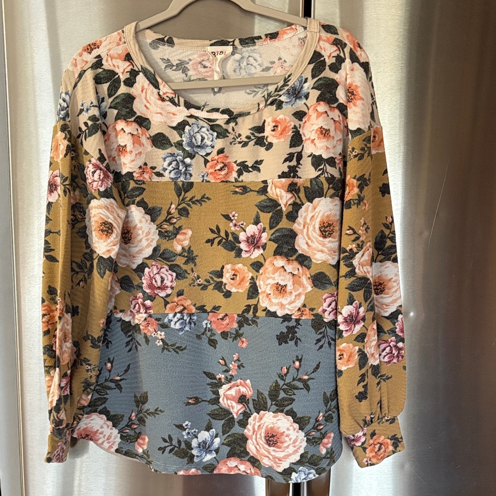 BiBi Multicolor Floral Long Sleeve Top - Picture 1 of 5